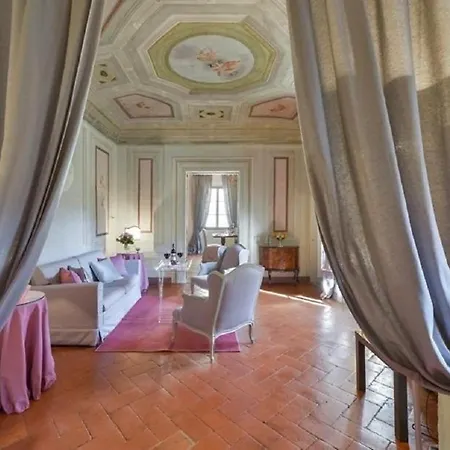 Appartement Maggio Frescoes By Vacavilla *